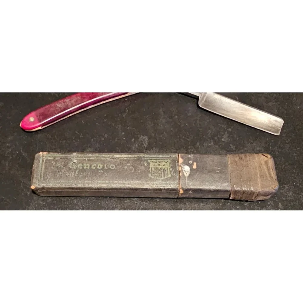 Vintage Shaving Tools: Shaving Brush and‎ Straight Razor